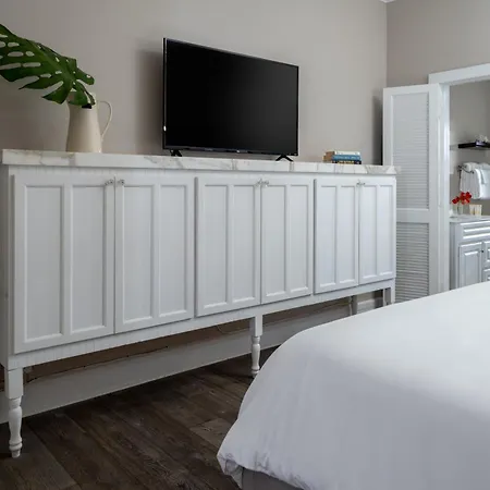 Alexander'S Gay Lesbian Guesthouse (Adults Only) Key West Room photo